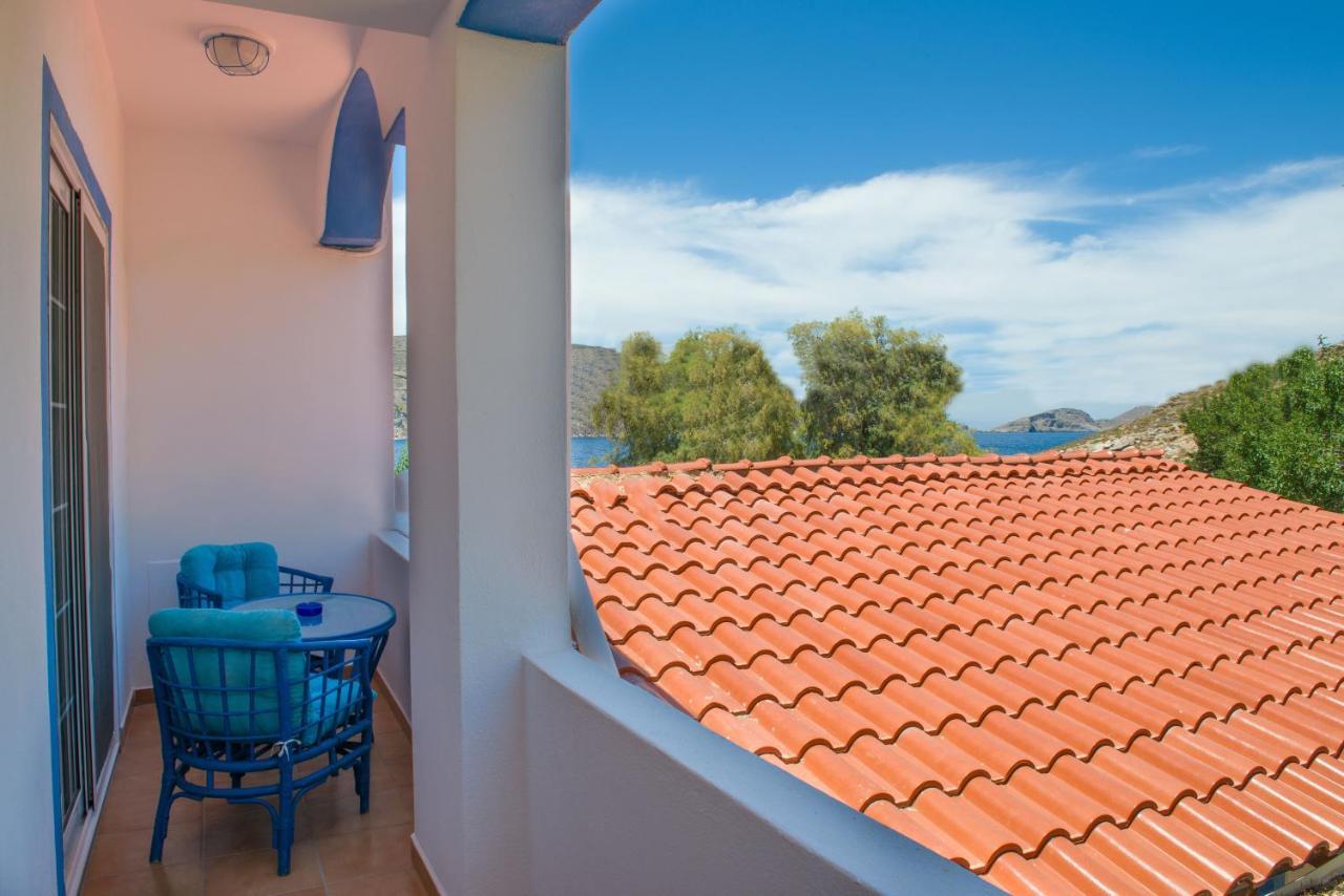 Faros Rooms Livadia  Bagian luar foto