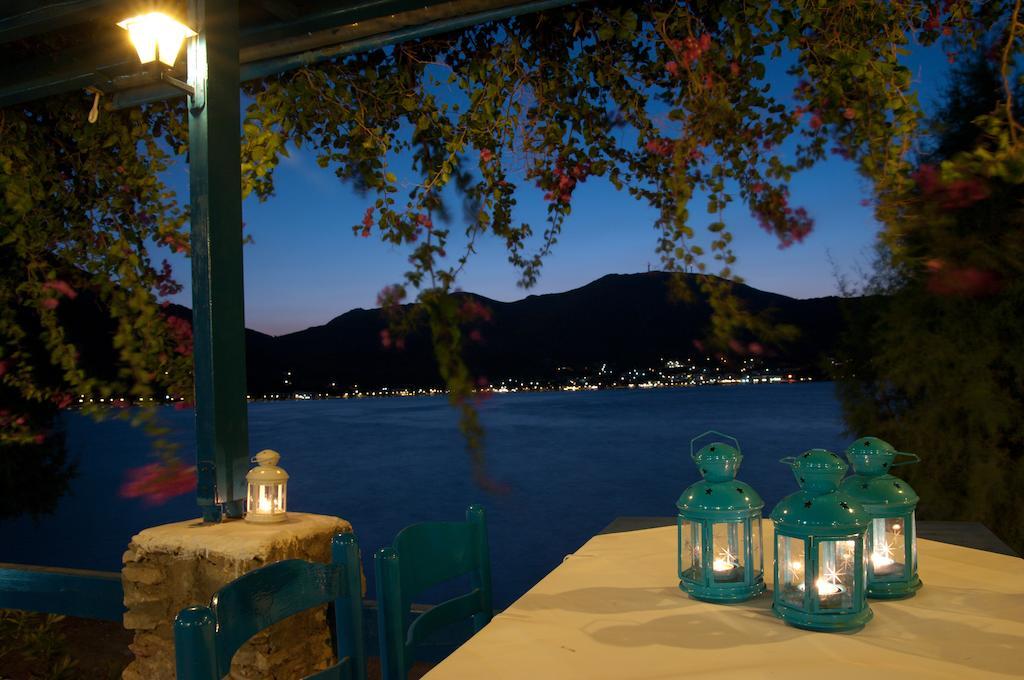 Faros Rooms Livadia  Ruang foto