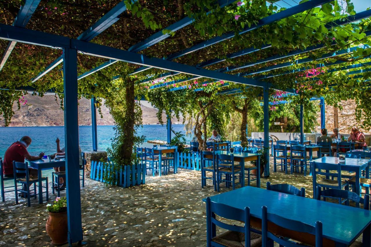 Faros Rooms Livadia  Bagian luar foto