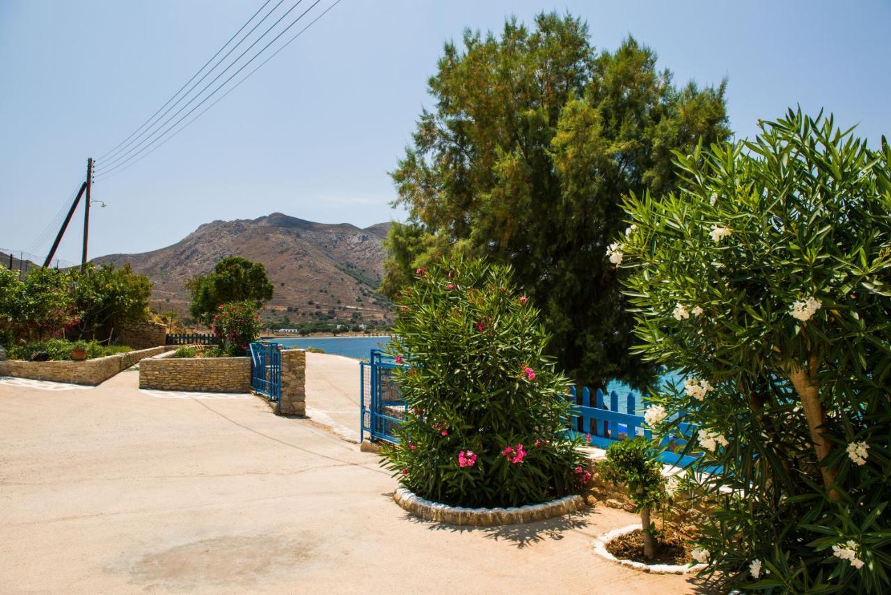Faros Rooms Livadia  Bagian luar foto